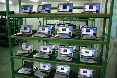 夏新联手全美达，首款自主研发笔记本V3震撼下线，开启自主创新新篇章